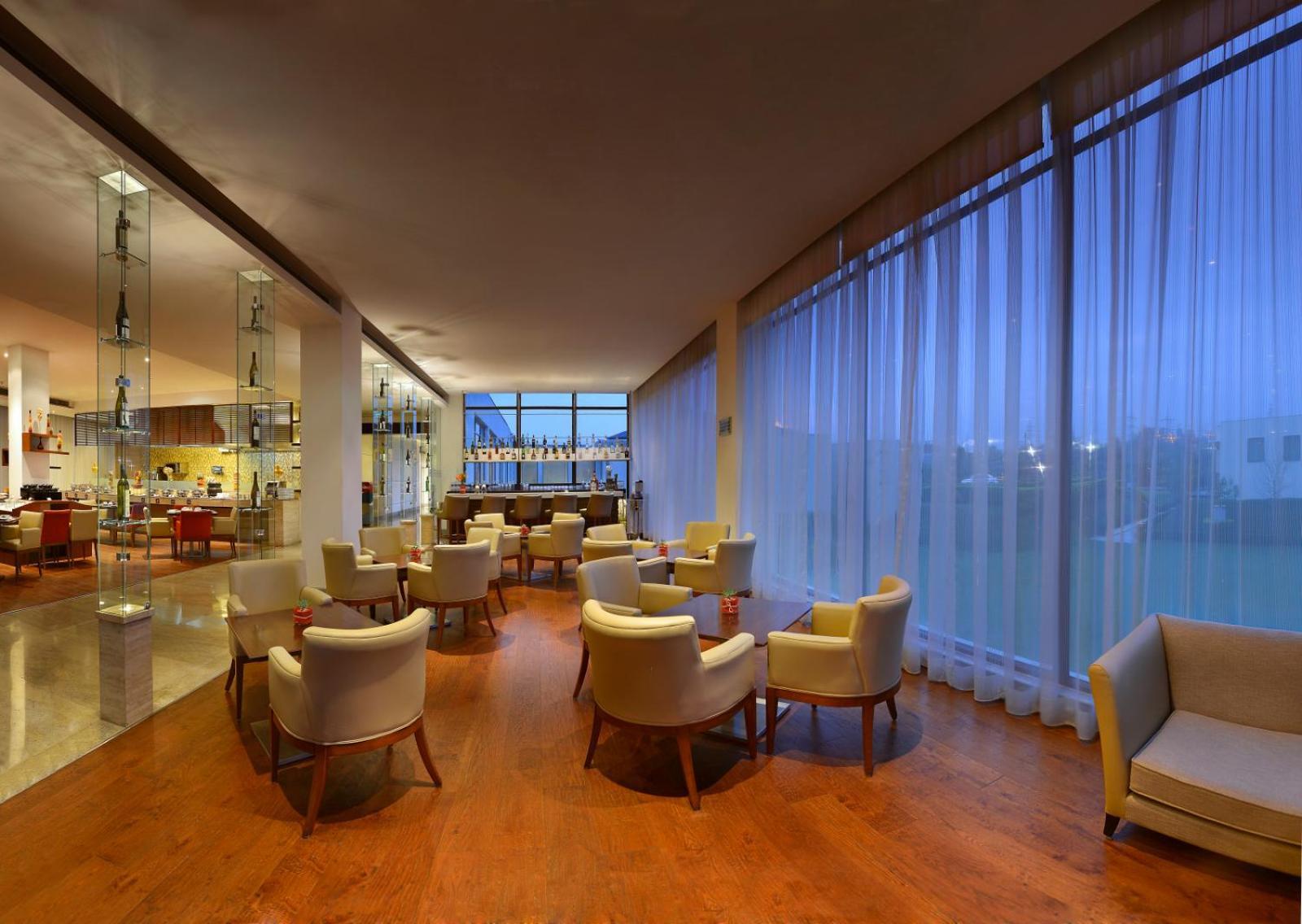 Four Points By Sheraton New Delhi, Airport Highway Ngoại thất bức ảnh