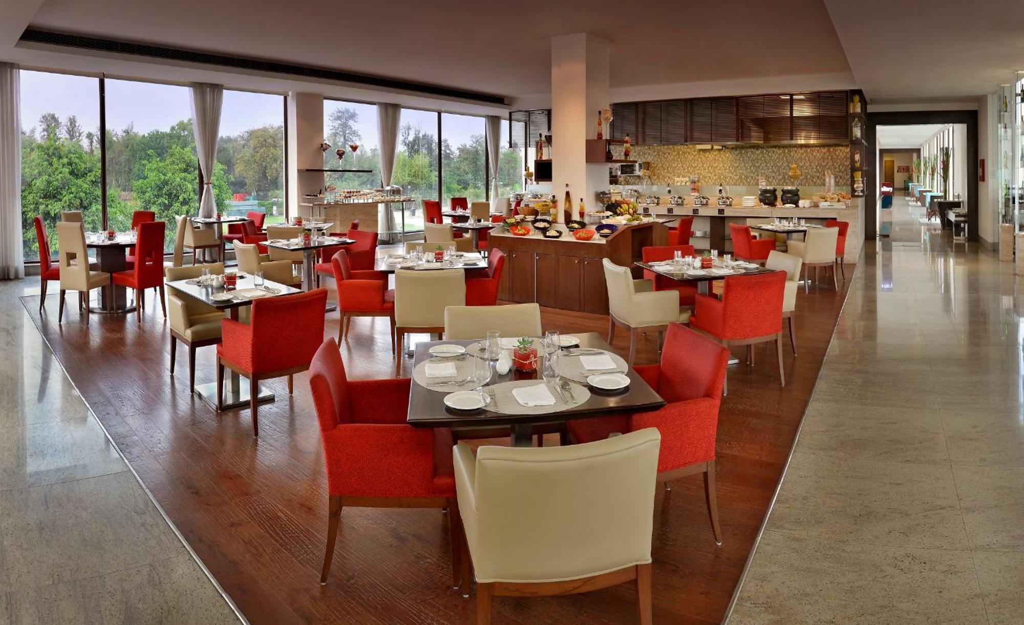 Four Points By Sheraton New Delhi, Airport Highway Ngoại thất bức ảnh