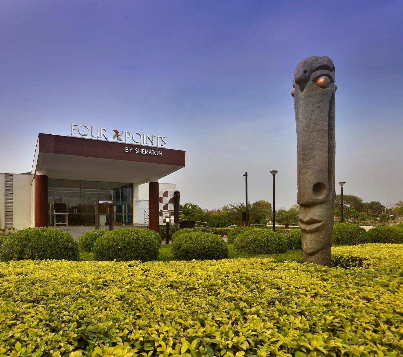 Four Points By Sheraton New Delhi, Airport Highway Ngoại thất bức ảnh