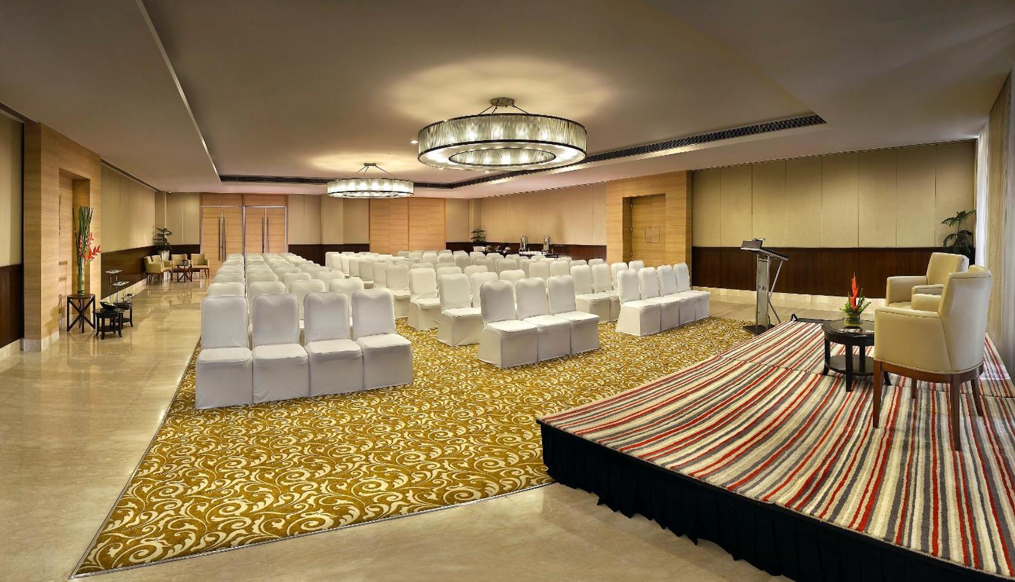 Four Points By Sheraton New Delhi, Airport Highway Ngoại thất bức ảnh