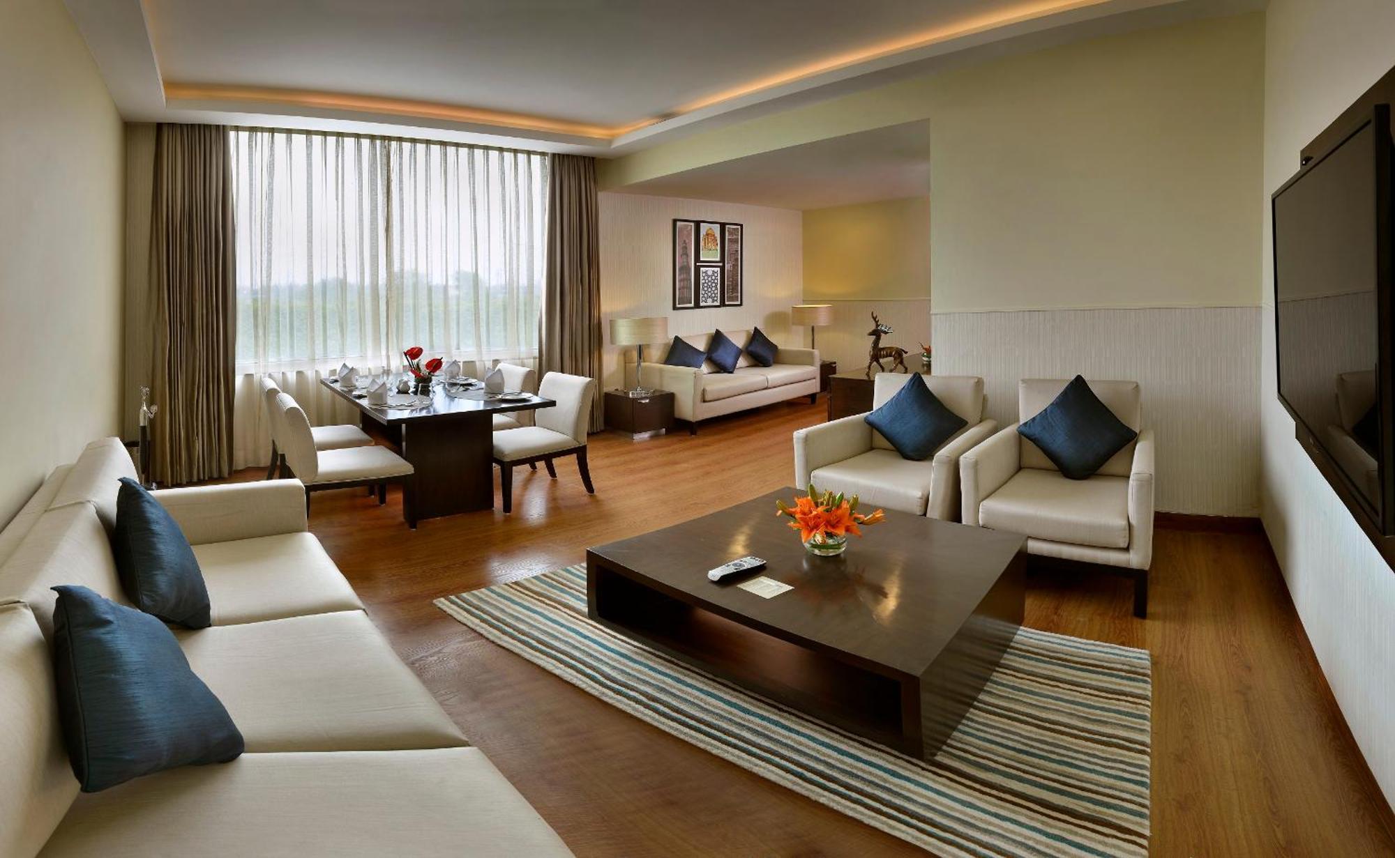 Four Points By Sheraton New Delhi, Airport Highway Ngoại thất bức ảnh