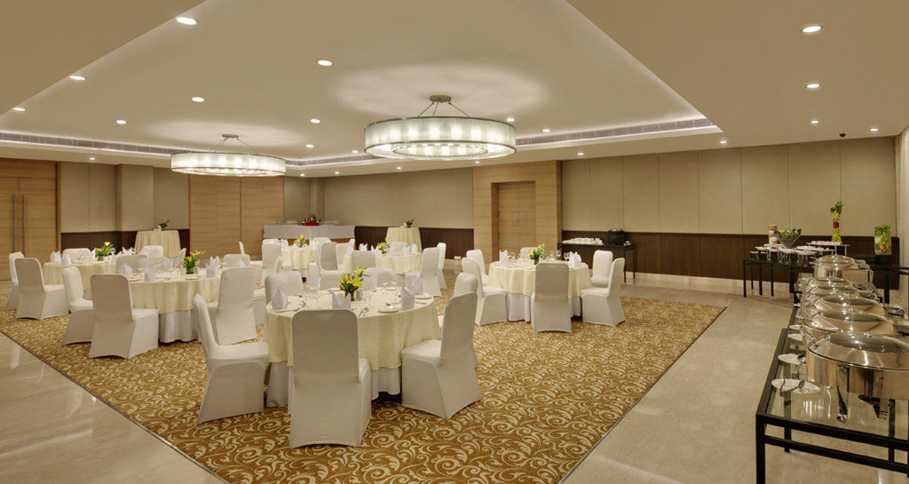 Four Points By Sheraton New Delhi, Airport Highway Ngoại thất bức ảnh